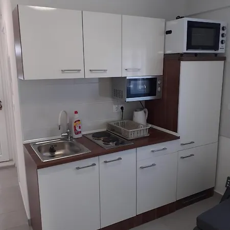 Lorena Apartment *